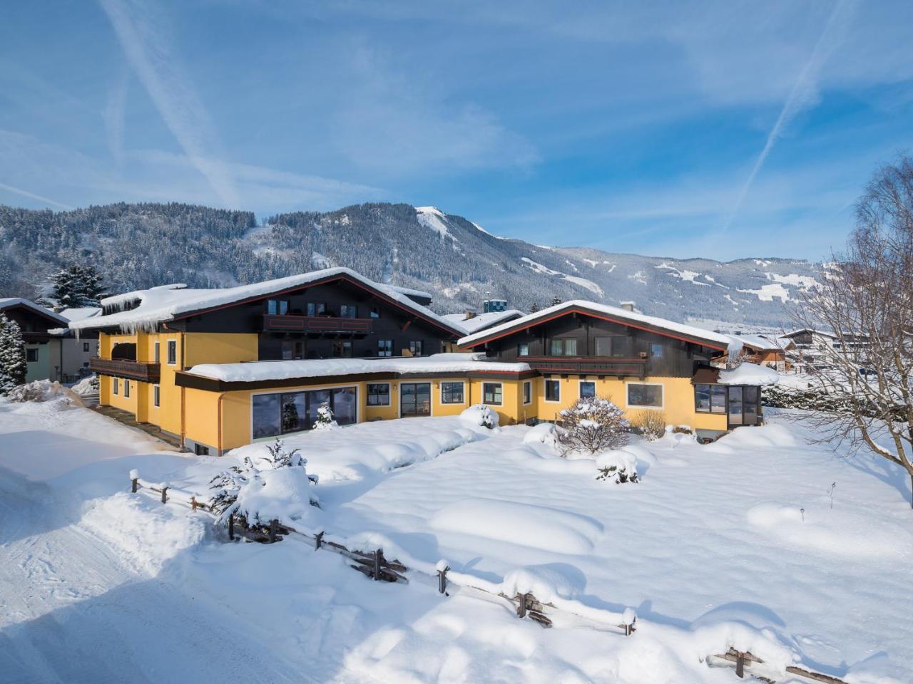 Hotel Quehenberger Maishofen Exterior foto